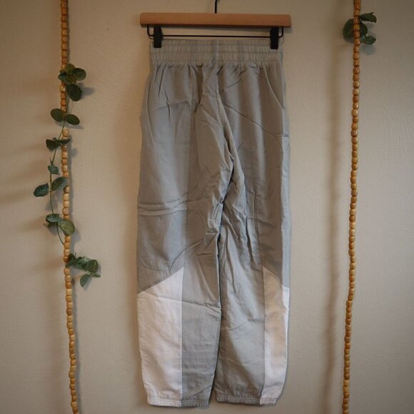 Nike Kids Straight Leg Colorblock Gray Track Pants Size Large - Picture 6 of 7